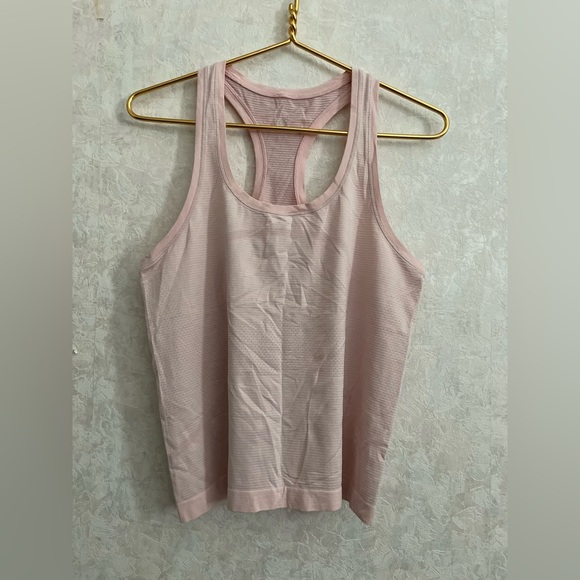 Lululemon women's size 10 light pink athletic tank top - Picture 2 of 6